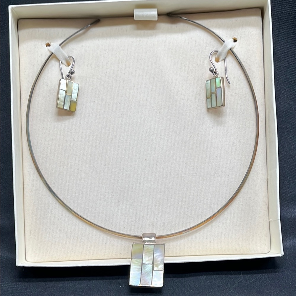 Set Vintage Mother of Pearl Sterling Silver Slide Necklace and Earrings